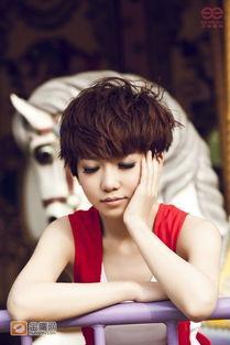 洪辰视频,揭秘明星背后的故事与成长历程