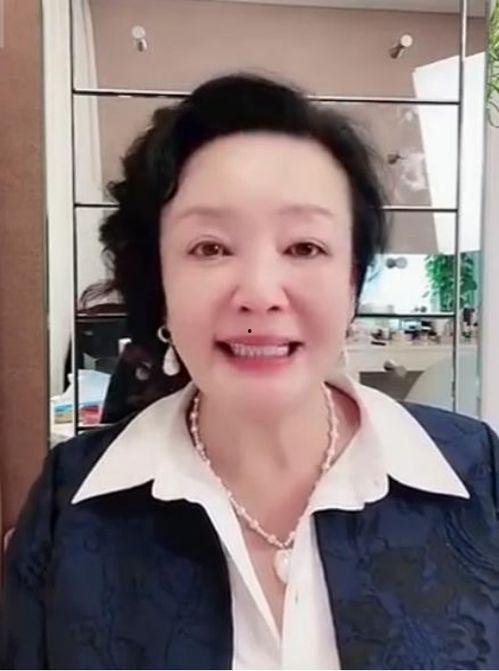 张兰爆料孩子视频大全最新,孩子视频大全揭秘家庭生活点滴